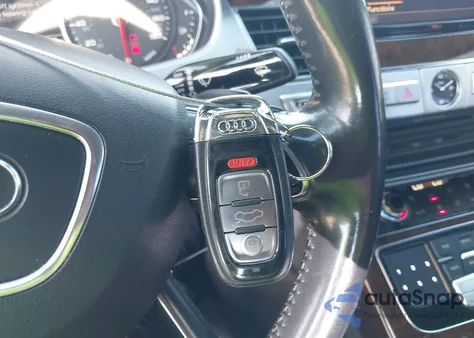 2015 Audi A8 3.0T из США, поврежденный, VIN WAUJGAFD7FN039158